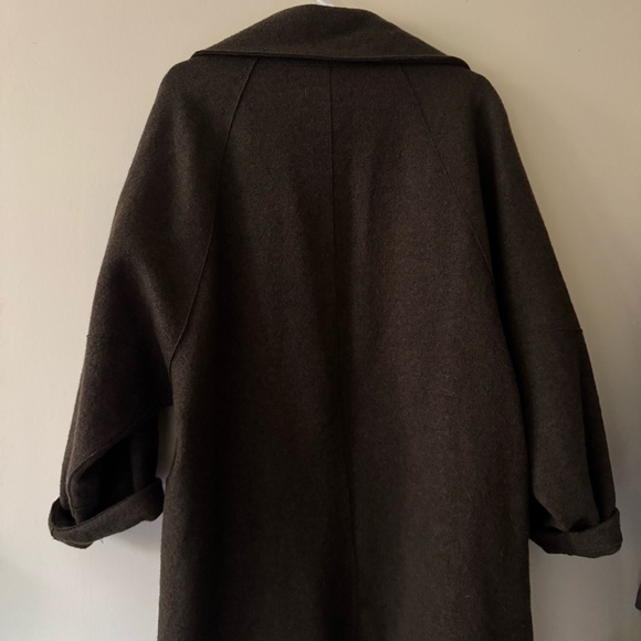Buck Mason Felted Wool Blanket Coat in Marled River Rock 🤎 - Picture 8 of 8